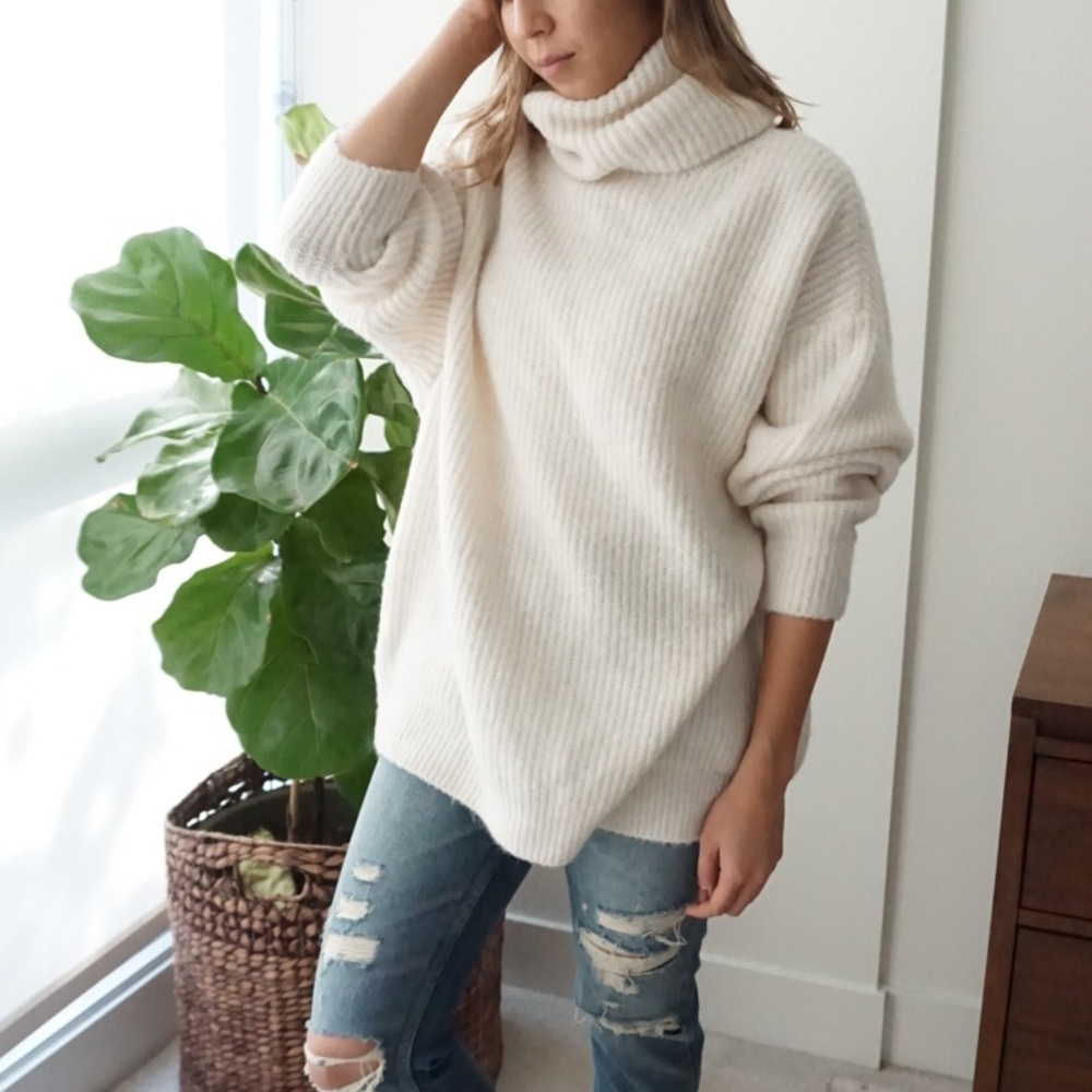 Oversize Cozy Turtleneck